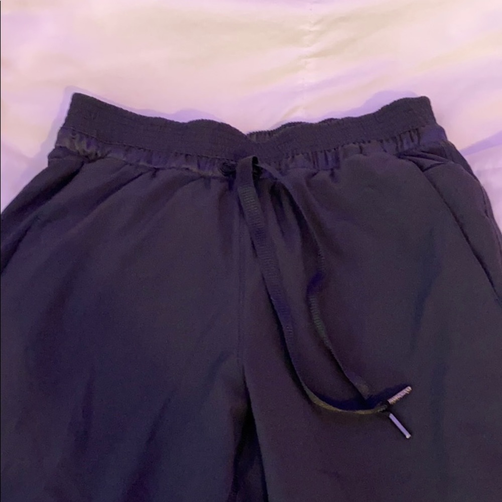 lululemon pants size 4